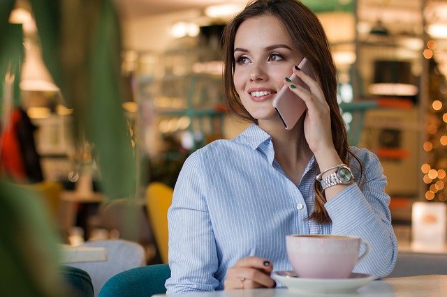 Cliente au téléphone